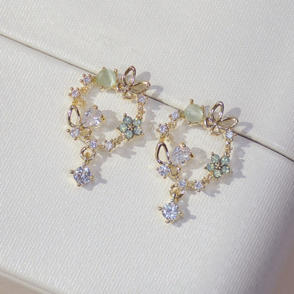 18k gold diamond butterfly earrings - Picture 6 of 8